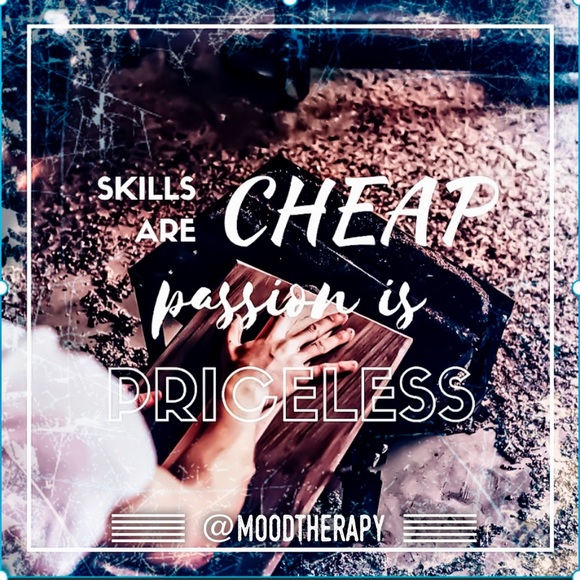 Ocean Wave Ear Cuff Fake Conch/Cartilage Earring Clips On - No Piercing Needed! - Picture 9 of 9